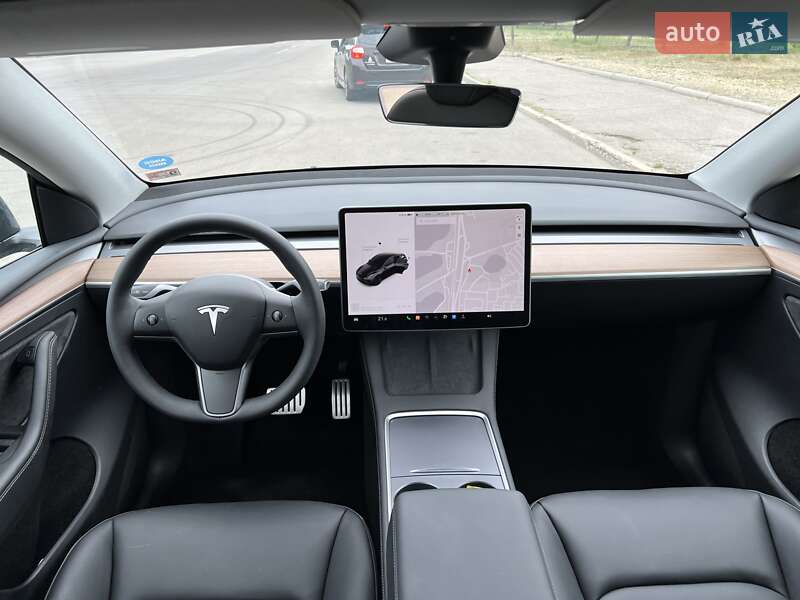 Внедорожник / Кроссовер Tesla Model Y 2023 в Днепре