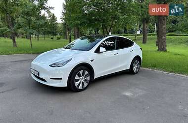 Внедорожник / Кроссовер Tesla Model Y 2022 в 