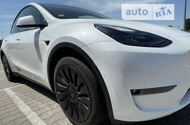 Позашляховик / Кросовер Tesla Model Y 2022 в Києві