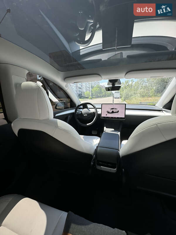 Внедорожник / Кроссовер Tesla Model Y 2022 в Каменском