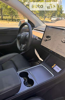 Внедорожник / Кроссовер Tesla Model Y 2022 в 