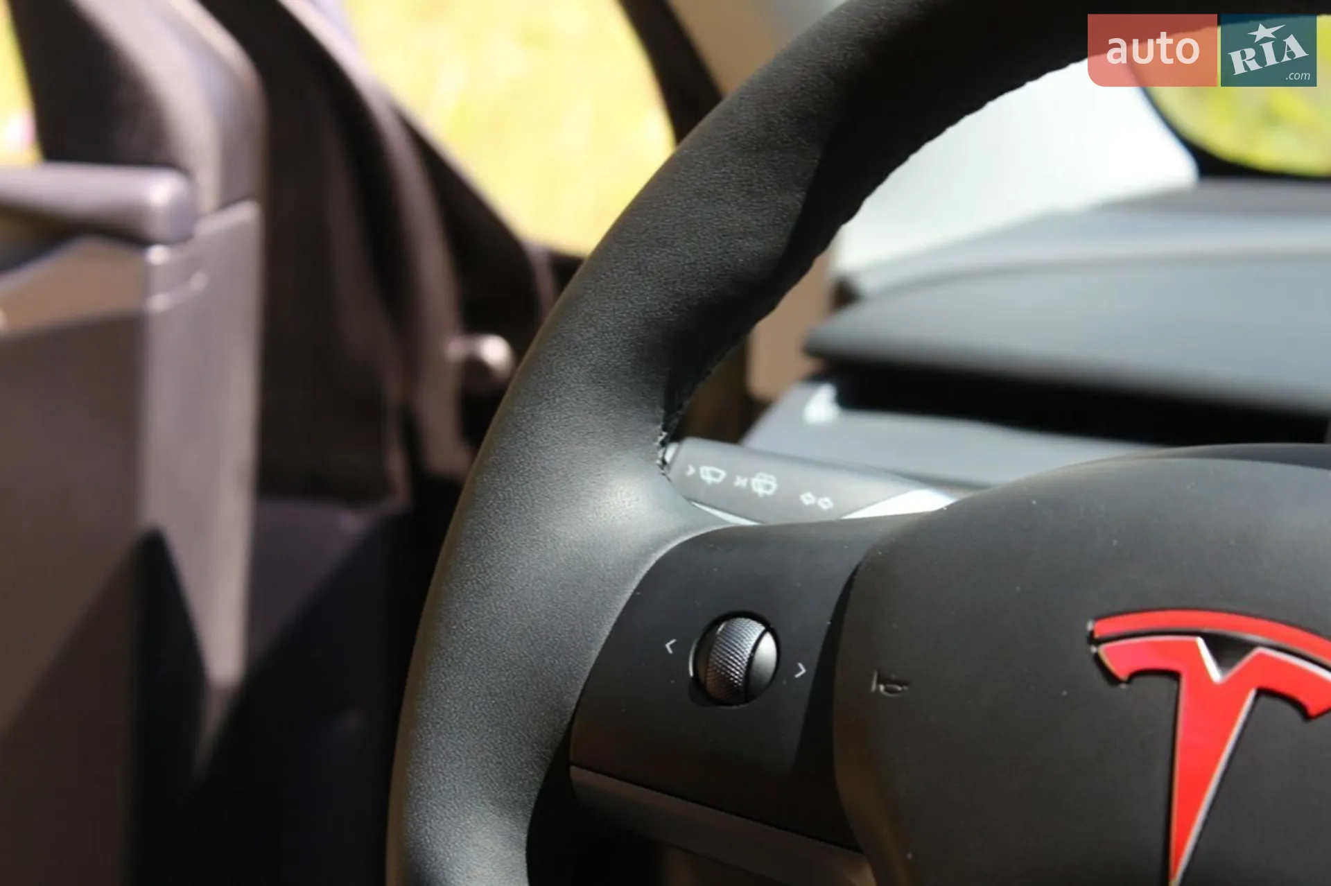 2023 Tesla Model Y - мініатюра 12