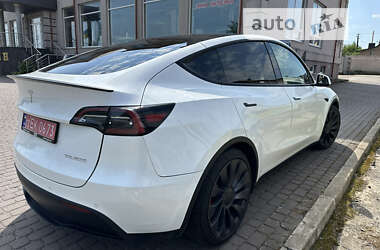 Позашляховик / Кросовер Tesla Model Y 2021 в Луцьку