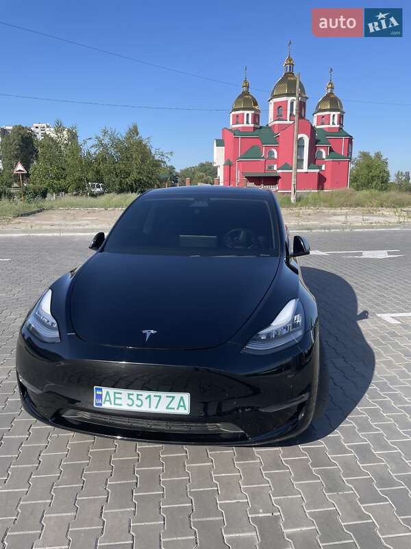 Tesla Model Y 2020