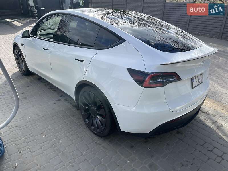 Внедорожник / Кроссовер Tesla Model Y 2020 в Харькове