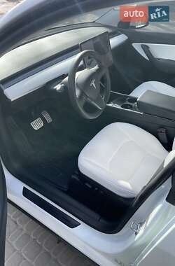 Внедорожник / Кроссовер Tesla Model Y 2020 в Харькове