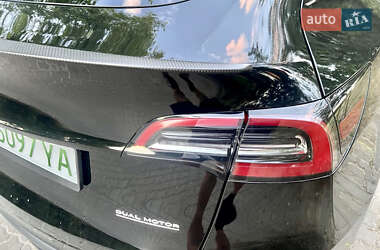 Внедорожник / Кроссовер Tesla Model Y 2023 в 