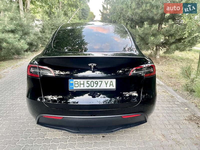 Позашляховик / Кросовер Tesla Model Y 2023 в Одесі