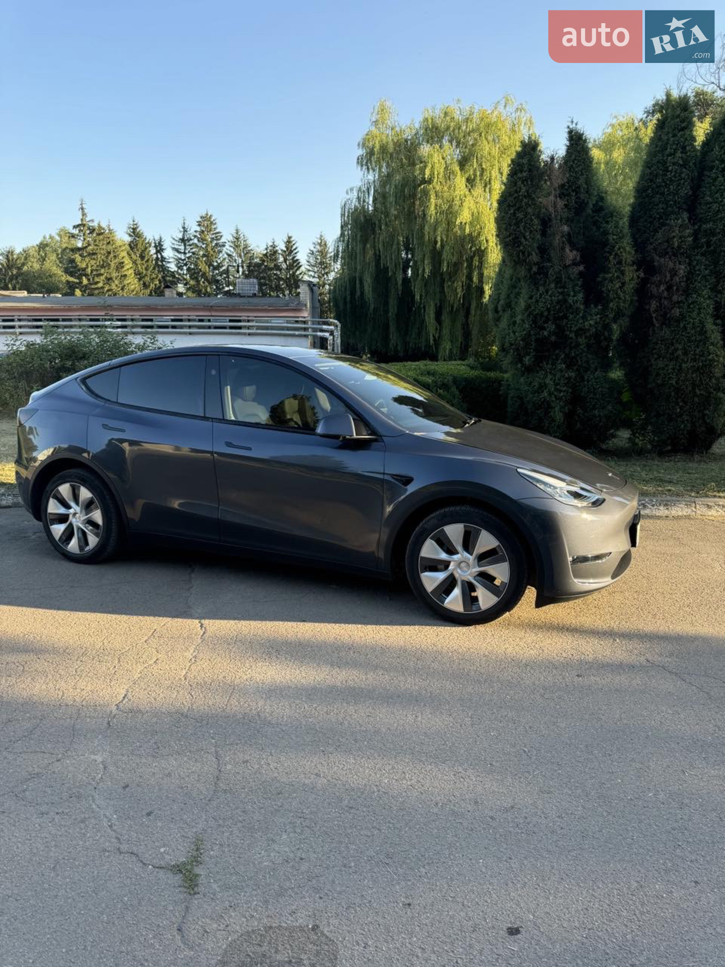 2023 Tesla Model Y - мініатюра 3