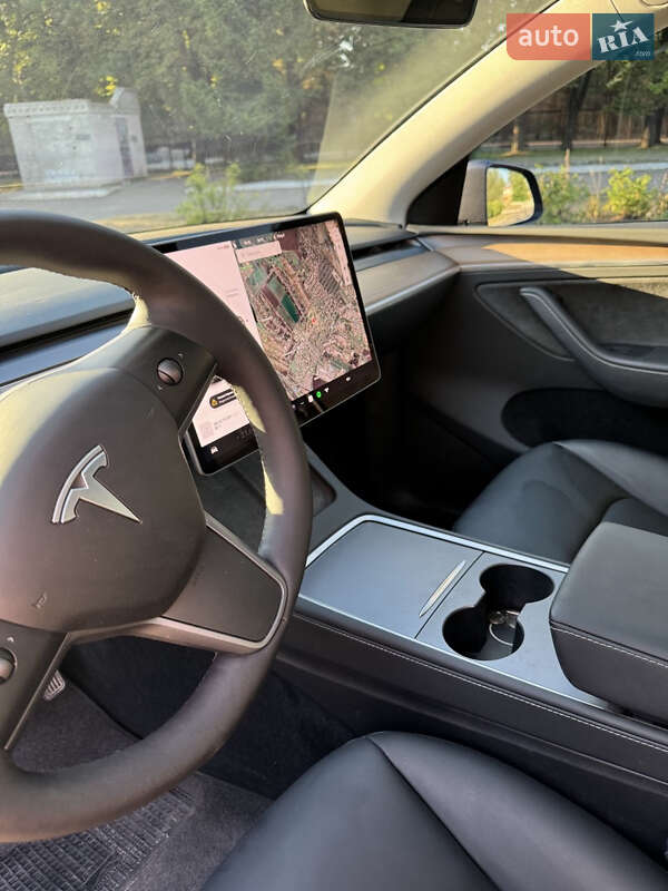 Внедорожник / Кроссовер Tesla Model Y 2023 в Днепре