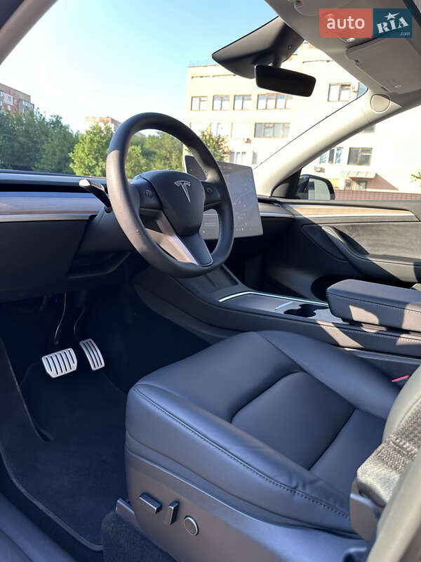 Внедорожник / Кроссовер Tesla Model Y 2023 в Виннице