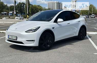 Внедорожник / Кроссовер Tesla Model Y 2023 в Киеве