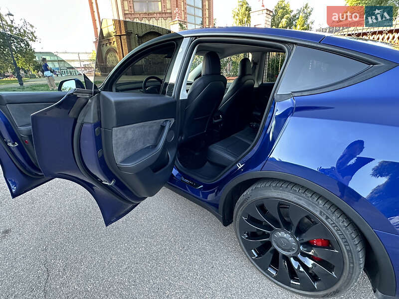 Внедорожник / Кроссовер Tesla Model Y 2022 в Кривом Роге фото 15 Внедорожник / Кроссовер Tesla Model Y 2022 в Кривом Роге