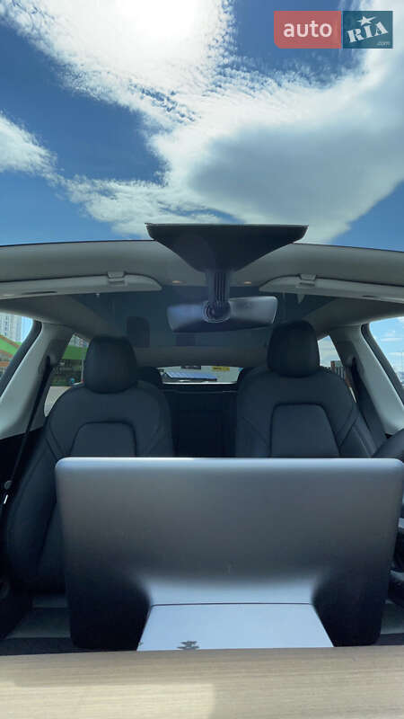 Внедорожник / Кроссовер Tesla Model Y 2022 в Одессе