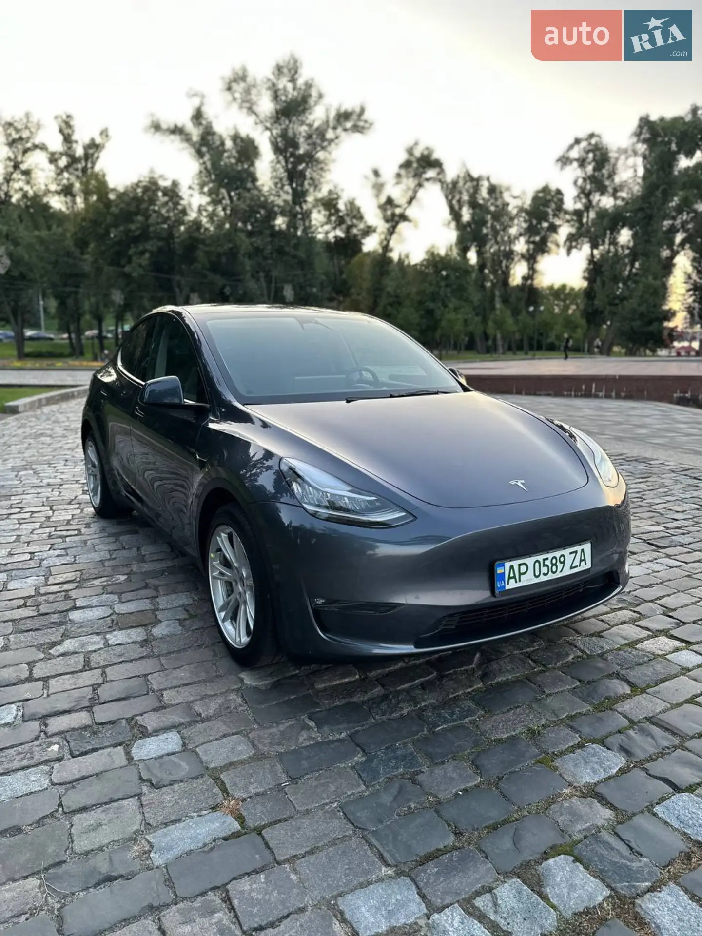 2023 Tesla Model Y - мініатюра 3