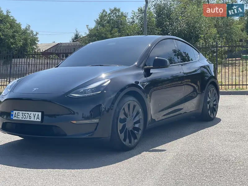 Tesla Model Y