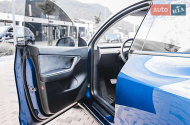 Внедорожник / Кроссовер Tesla Model Y 2020 в 