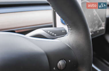 Внедорожник / Кроссовер Tesla Model Y 2020 в 