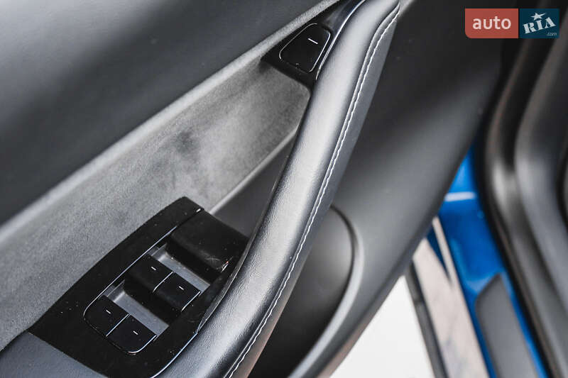 Внедорожник / Кроссовер Tesla Model Y 2020 в Хусте