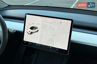 Внедорожник / Кроссовер Tesla Model Y 2021 в Львове