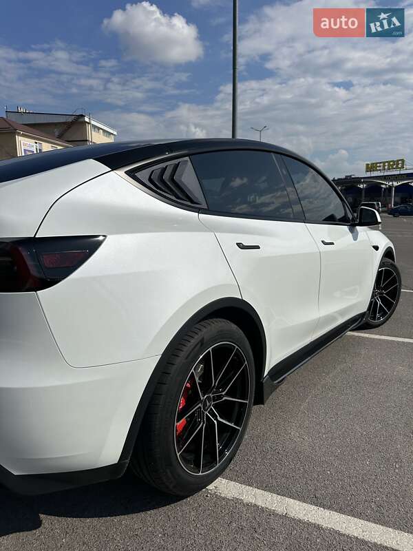 Внедорожник / Кроссовер Tesla Model Y 2023 в Виннице