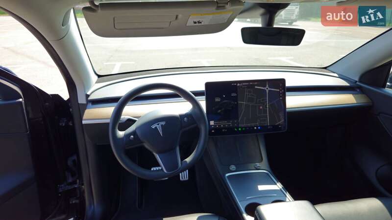 Внедорожник / Кроссовер Tesla Model Y 2021 в Львове