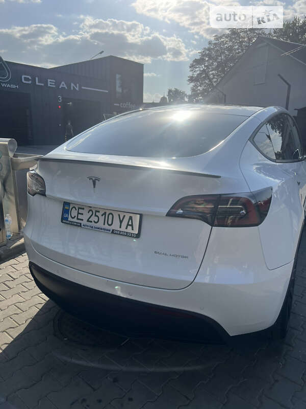 Позашляховик / Кросовер Tesla Model Y 2022 в Чернівцях фото 29 Позашляховик / Кросовер Tesla Model Y 2022 в Чернівцях