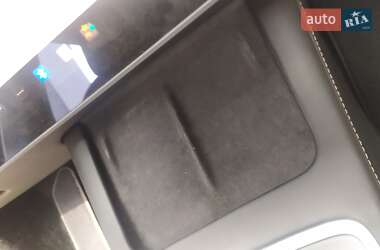 Внедорожник / Кроссовер Tesla Model Y 2022 в 