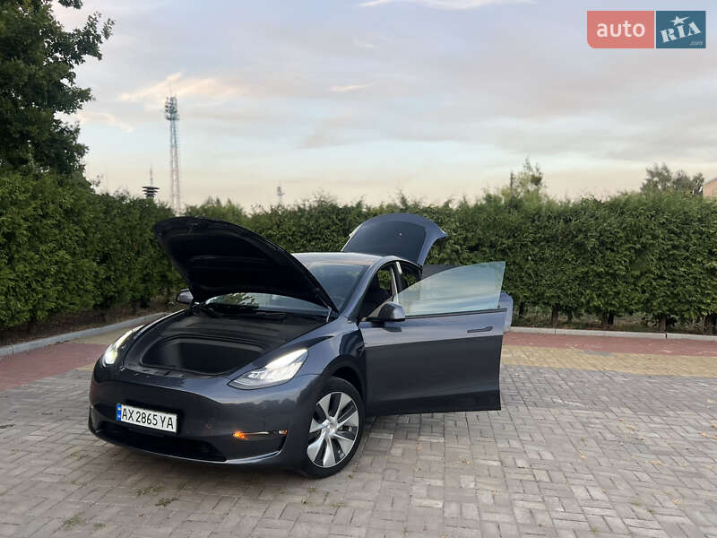 Внедорожник / Кроссовер Tesla Model Y 2021 в Змиеве фото 12 Внедорожник / Кроссовер Tesla Model Y 2021 в Змиеве