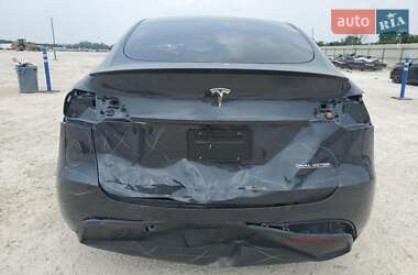 Внедорожник / Кроссовер Tesla Model Y 2024 в Киеве