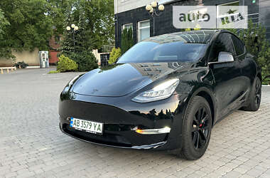 Внедорожник / Кроссовер Tesla Model Y 2020 в 