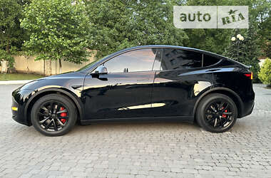 Внедорожник / Кроссовер Tesla Model Y 2020 в 