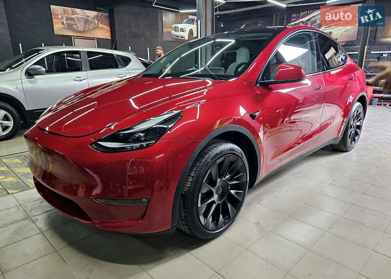 Позашляховик / Кросовер Tesla Model Y 2023 в Києві