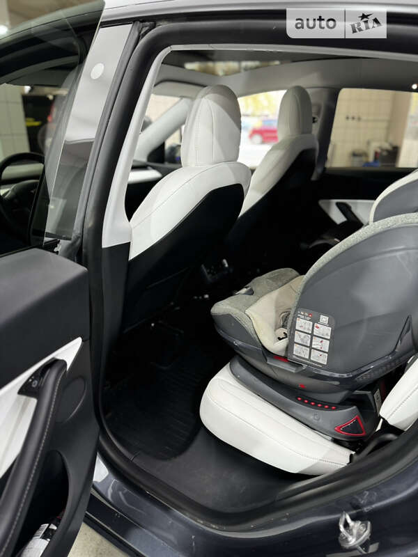 Позашляховик / Кросовер Tesla Model Y 2020 в Львові фото 5 Позашляховик / Кросовер Tesla Model Y 2020 в Львові