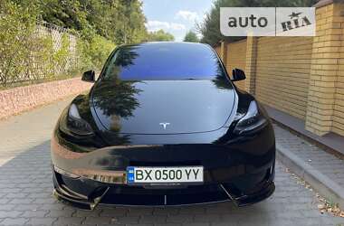 Внедорожник / Кроссовер Tesla Model Y 2023 в Хмельницком