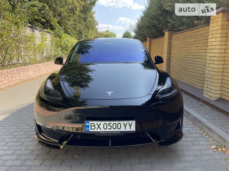 Позашляховик / Кросовер Tesla Model Y 2023 в Хмельницькому