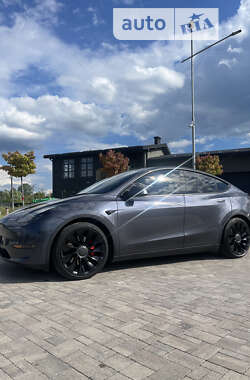 Внедорожник / Кроссовер Tesla Model Y 2021 в Золочеве