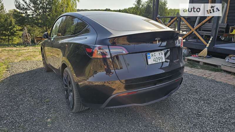 Позашляховик / Кросовер Tesla Model Y 2023 в Луцьку