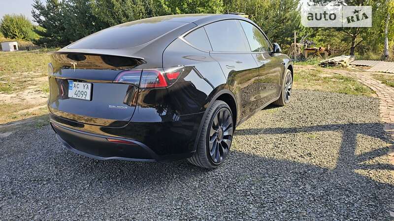 Позашляховик / Кросовер Tesla Model Y 2023 в Луцьку
