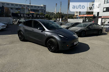 Позашляховик / Кросовер Tesla Model Y 2022 в Києві