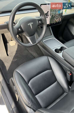 Внедорожник / Кроссовер Tesla Model Y 2021 в 