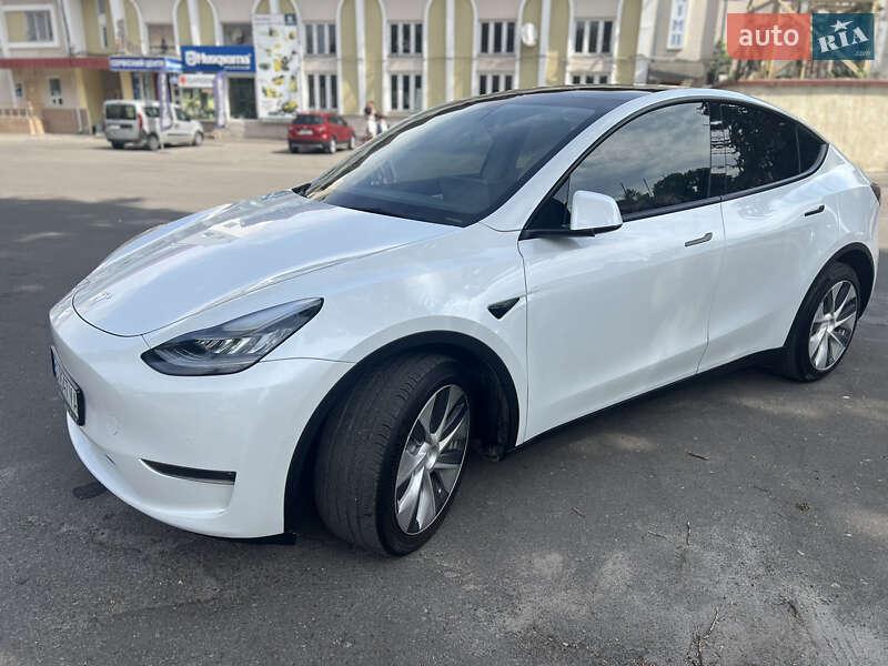Внедорожник / Кроссовер Tesla Model Y 2020 в Тернополе