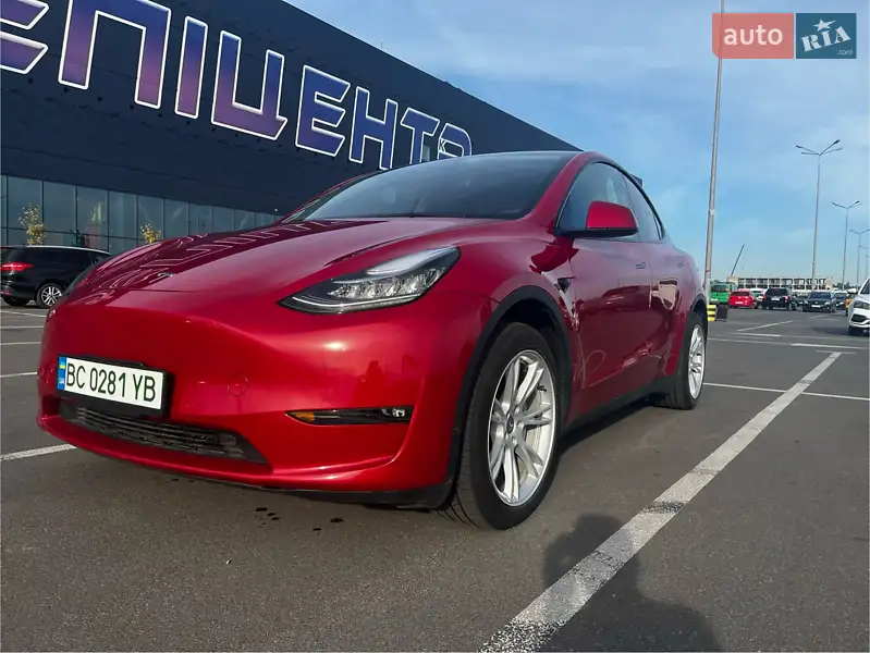 Tesla Model Y