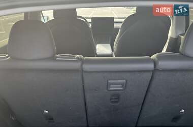 Внедорожник / Кроссовер Tesla Model Y 2021 в Львове