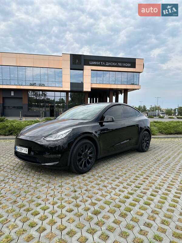 Внедорожник / Кроссовер Tesla Model Y 2021 в Одессе