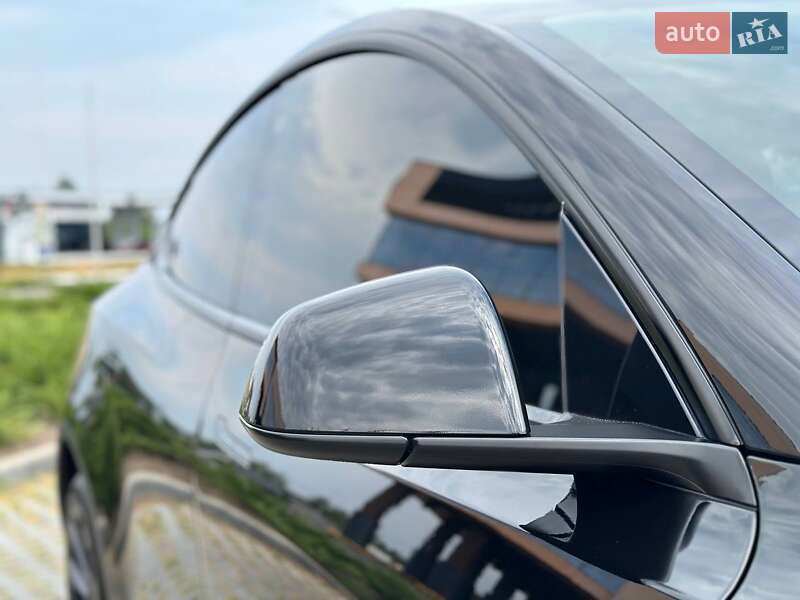 Внедорожник / Кроссовер Tesla Model Y 2021 в Одессе