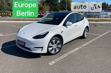 Внедорожник / Кроссовер Tesla Model Y 2023 в Киеве