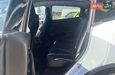Внедорожник / Кроссовер Tesla Model Y 2023 в 