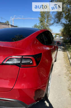 Внедорожник / Кроссовер Tesla Model Y 2022 в 