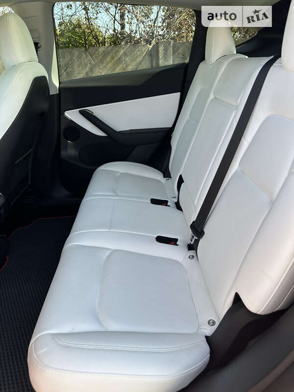 Внедорожник / Кроссовер Tesla Model Y 2022 в Ивано-Франковске фото 36 Внедорожник / Кроссовер Tesla Model Y 2022 в Ивано-Франковске